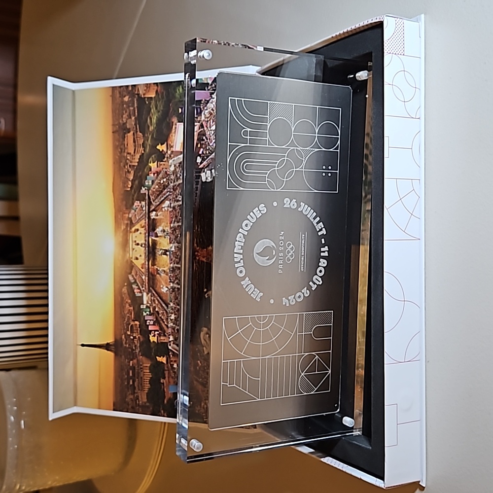 2024 Paris Olympics Plaque Decor